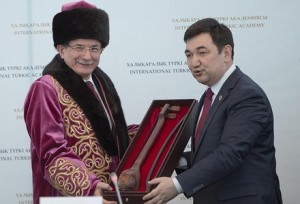 davutoglu-astana-kopuz