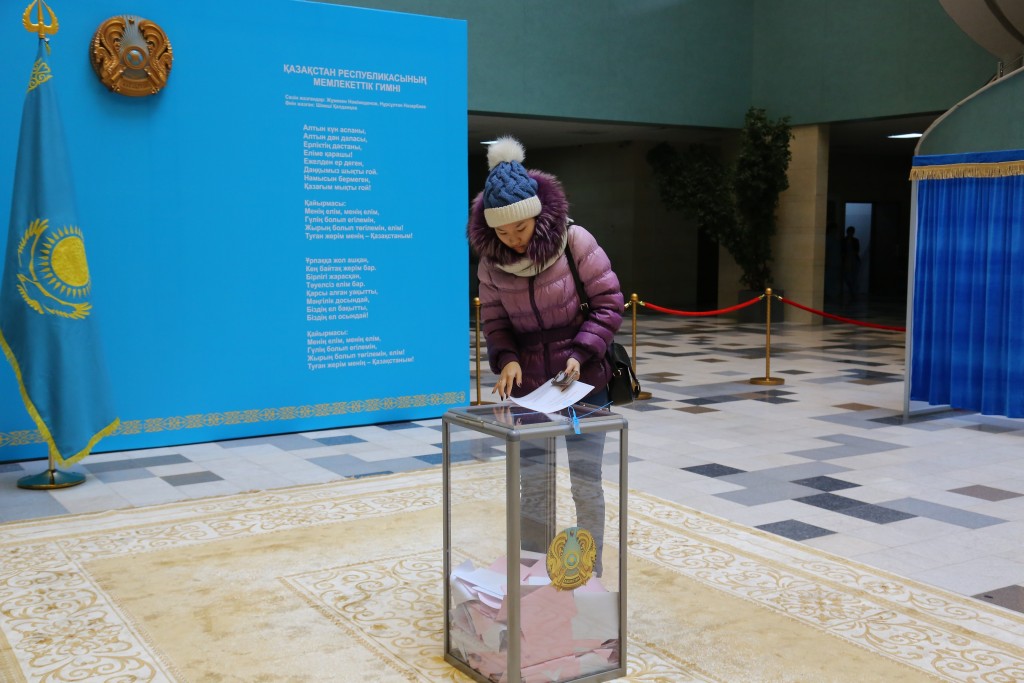 Kazakistan'da erken seçim
