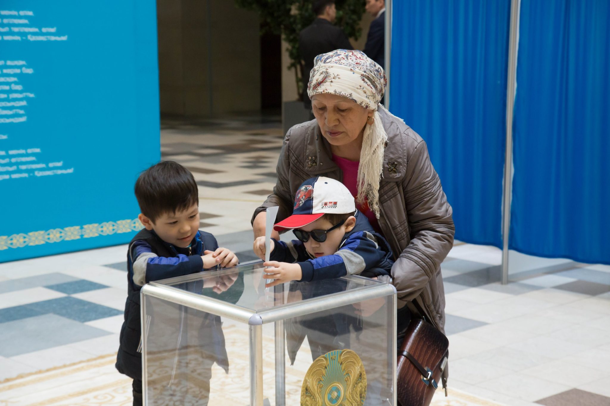 kazakistan'da seçim