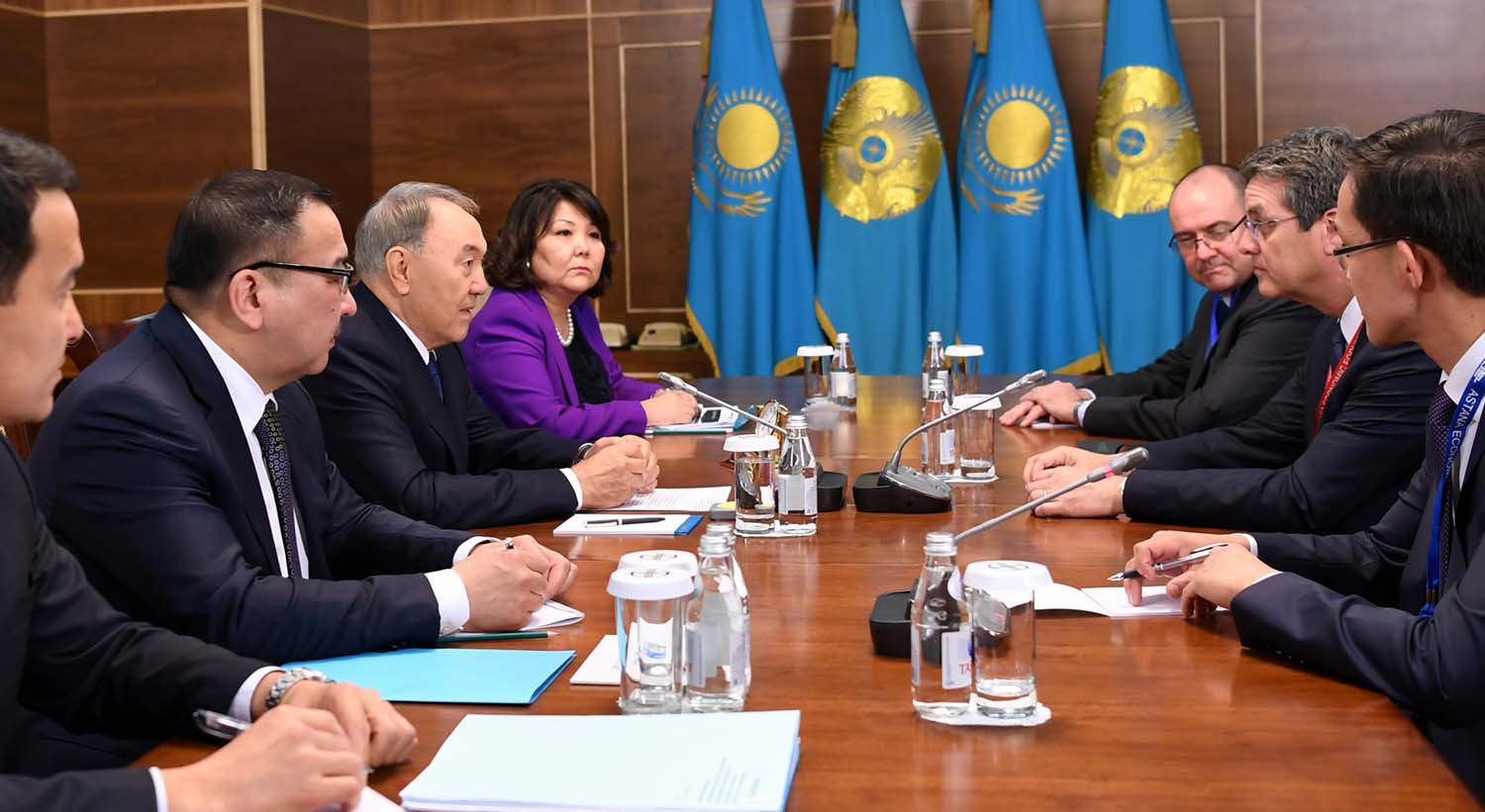 nazarbayev azevedo
