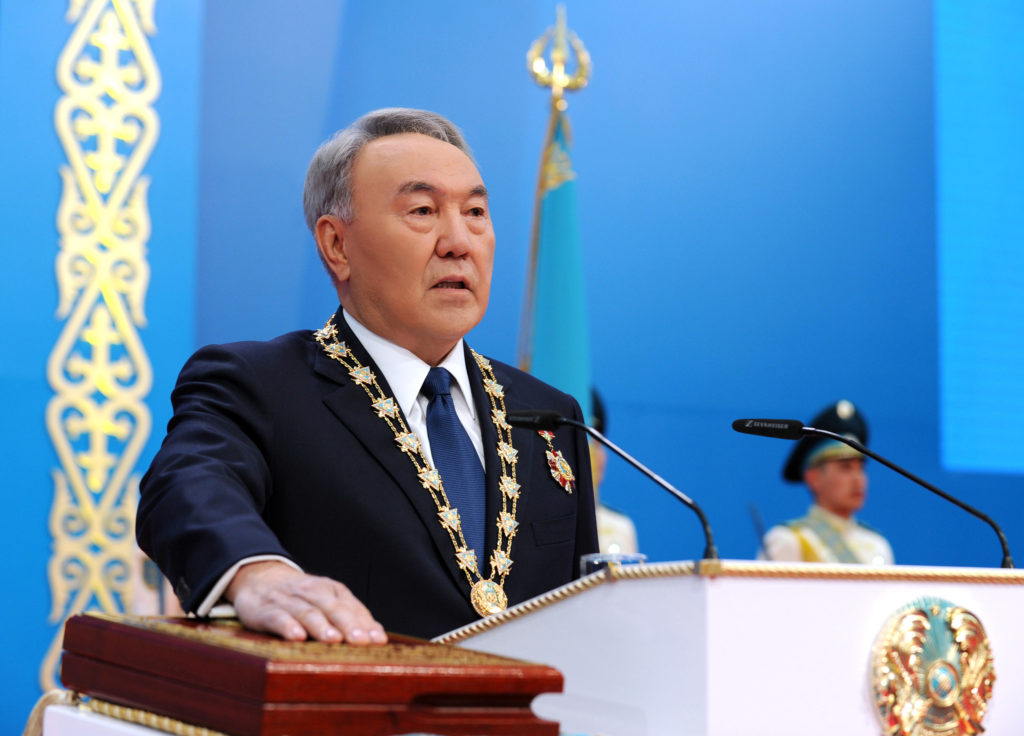 Nazarbayev-anayasa