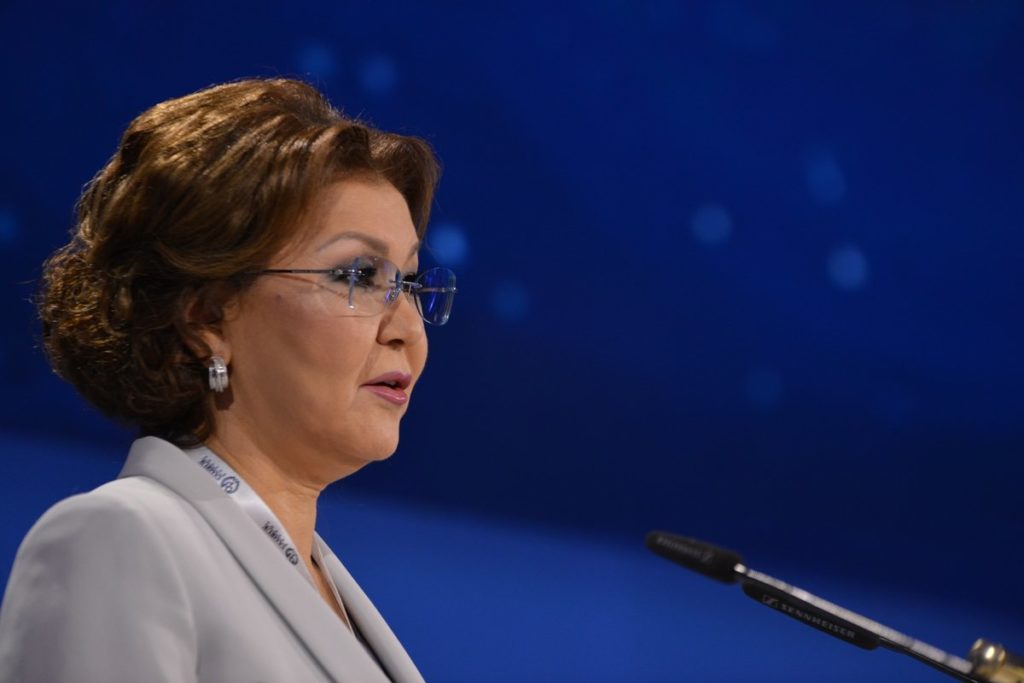 dariga-nazarbayeva-senator-2016