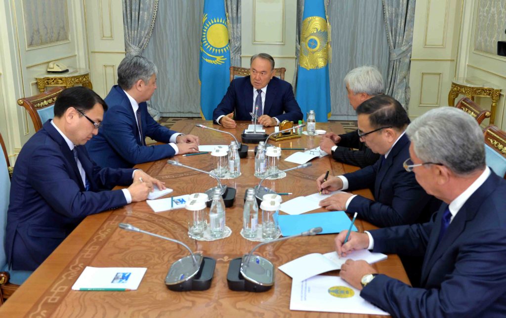 nazarbayev-kirgiz-heyet