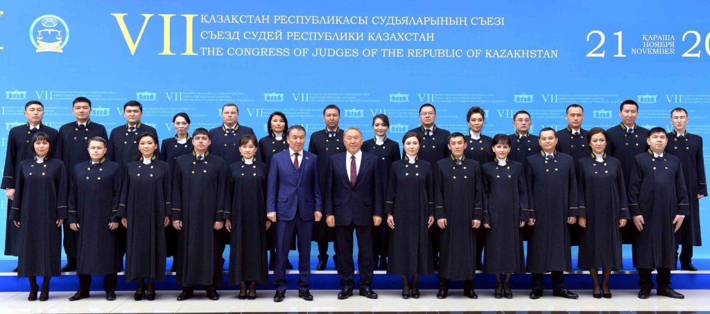 nazarbayev-hakimler