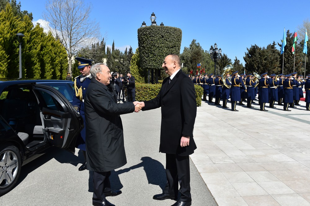 nazarbayev-baku%cc%881