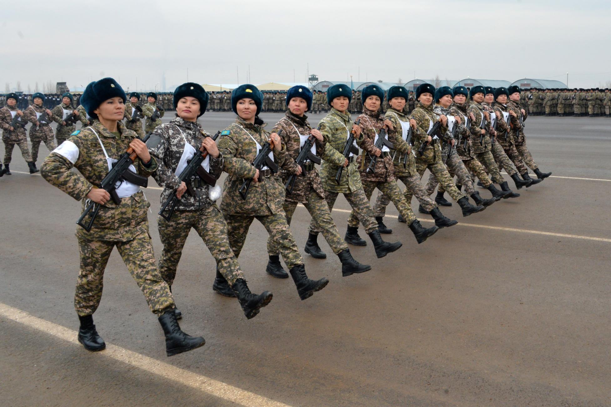 Сколько армия в казахстане. Армия Казахстана. Казахстанская Военная форма. Форма армии Казахстана. Войска Казахстана.